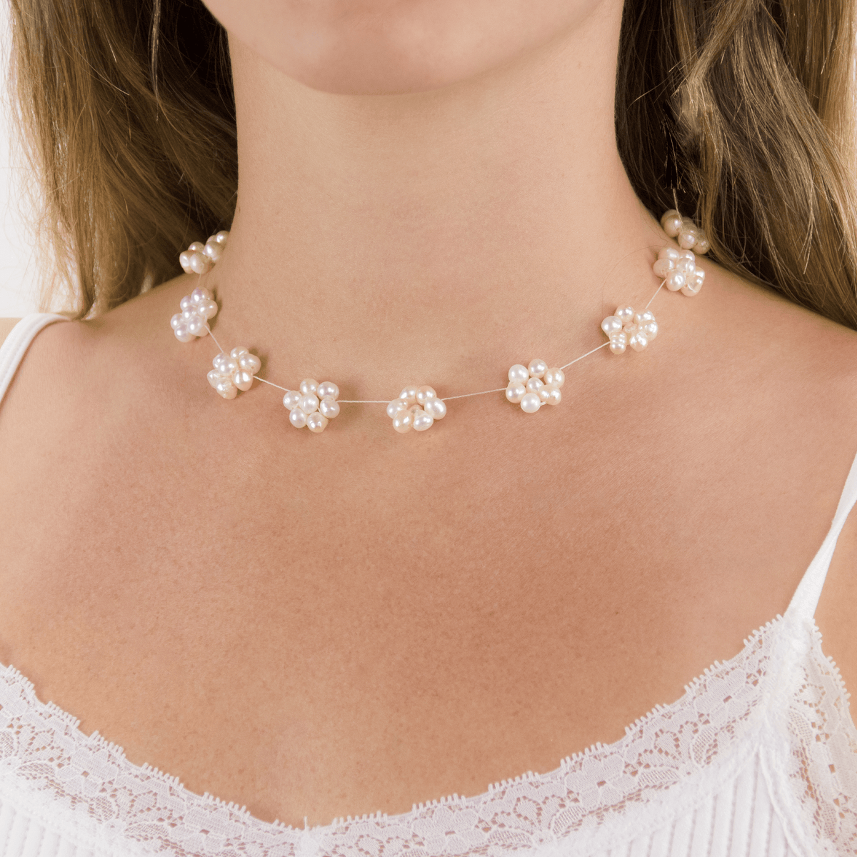 Large Daisy Chain Necklace in Pearls - Josephine Alexander Collective