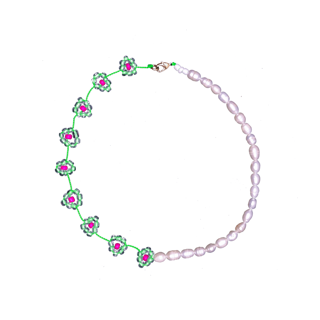 Large Daisy Chain Pearl Necklace in 90's Green - Josephine Alexander Collective