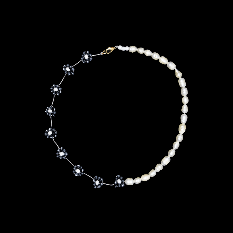 Large Daisy Chain Pearl Necklace in Steel - Josephine Alexander Collective